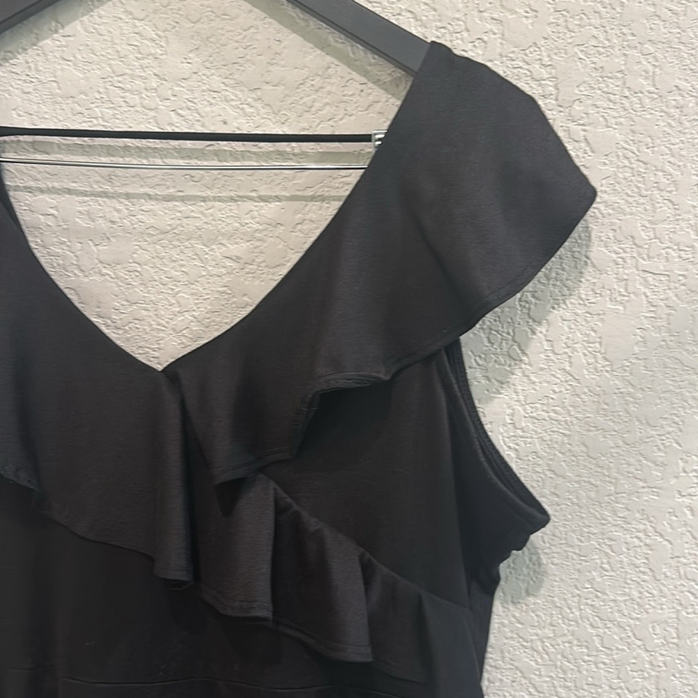 Alya XL little black lounge dress - Picture 2 of 9